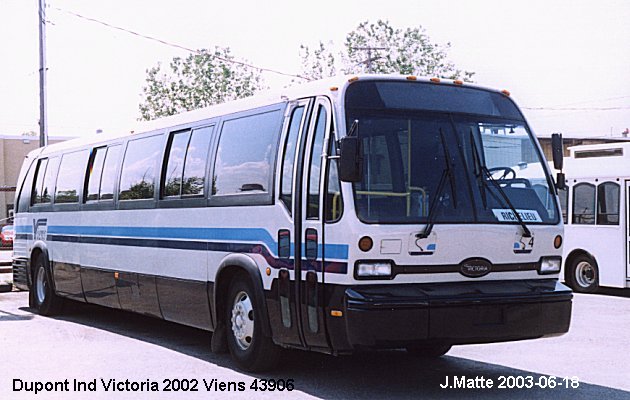 BUS/AUTOBUS: Dupont Industries Victoria 2002 Viens