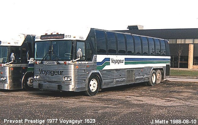 BUS/AUTOBUS: Prevost Prestige 1977 Voyageur
