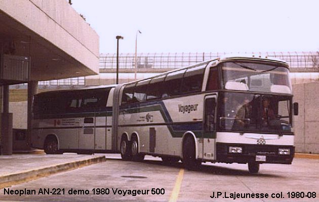 BUS/AUTOBUS: Neoplan AN-221 1980 Voyageur