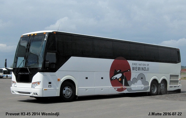 BUS/AUTOBUS: Prevost H3-45 2014 Wemindji