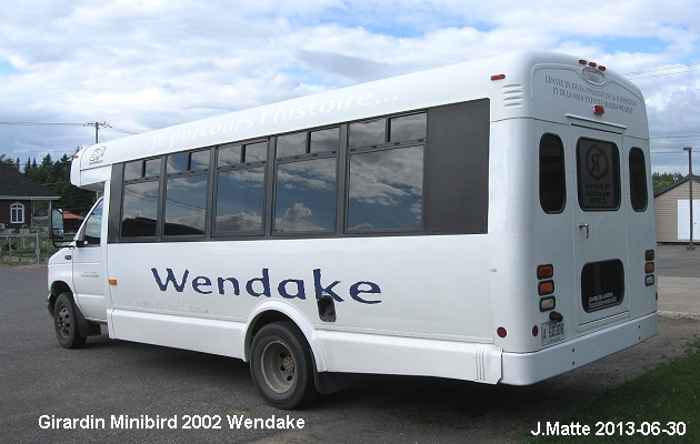 BUS/AUTOBUS: Blue Bird Mini Bird 2002 Wendake